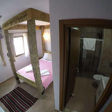Guest house Iris Bozcaada