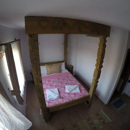 Iris Guest house